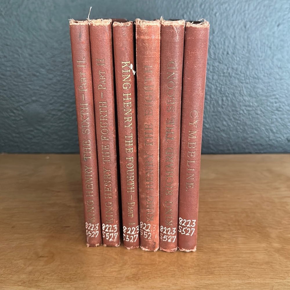 📚Six Shakespeare Vintage / Antique Books for Decor and Weddings
